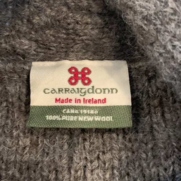 Carraigdonn wool poncho in oatmeal OS made in Ireland - Picture 2 of 4
